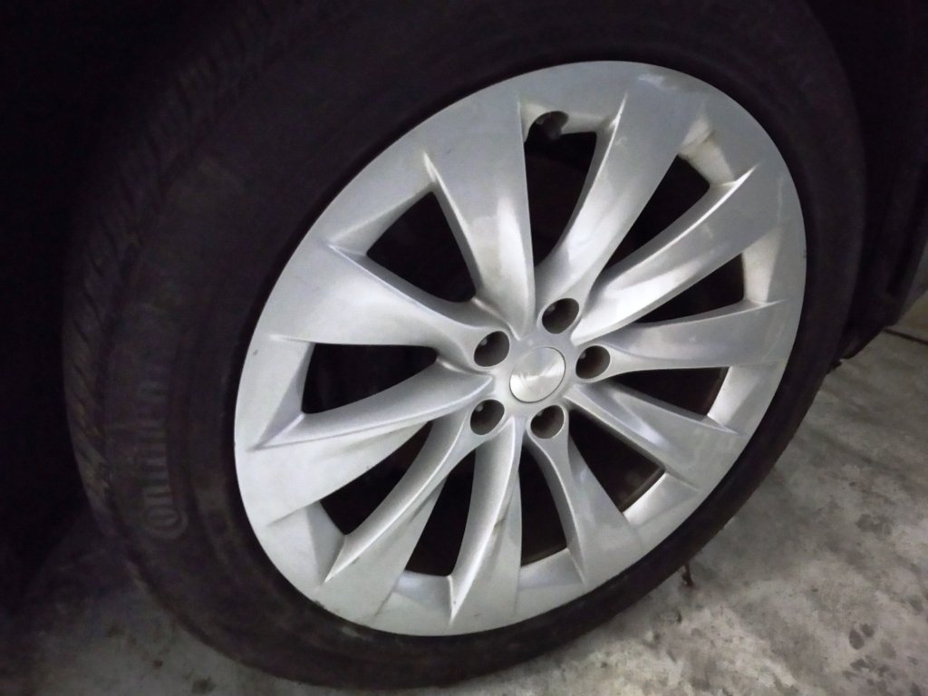 2 Front wheel disk 20X9.0 ET35 - SILVER SLIPSTREAM Tesla model X 1065200-00-B